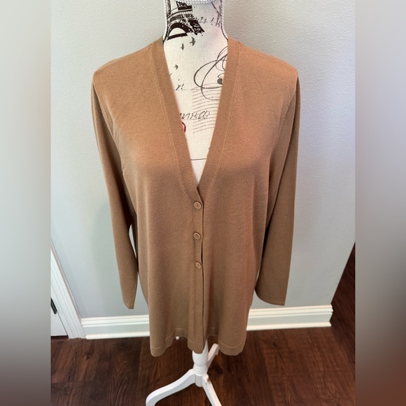 J Jill Tan Button-Up Cardigan - Picture 5 of 11